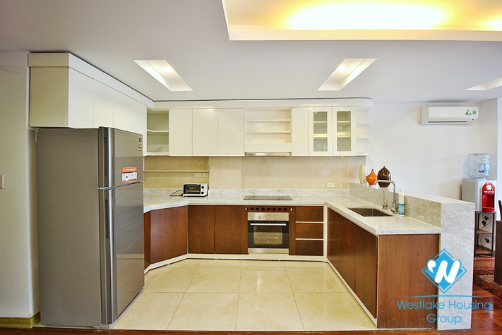 Lake view three bedrooms apartment for rent in Quang Khanh st, Tay Ho